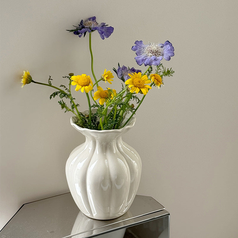 Fanmu Ceramic Flower Vase Embossed