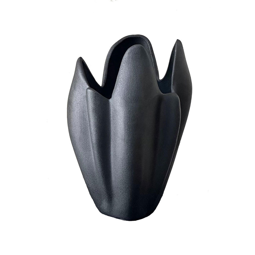 Fanmu Ceramic Flower Vase Sculptural