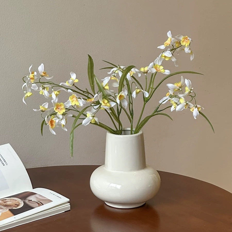 Fanmu Ceramic Flower Vase Round Ribbed