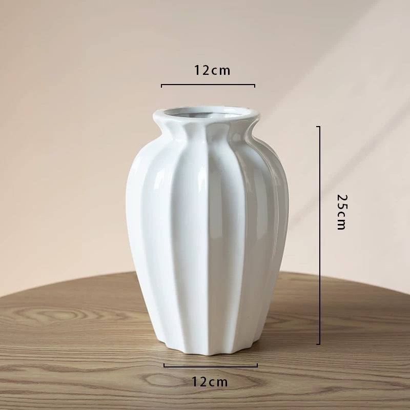 Fanmu Ceramic Flower Vase Embossed