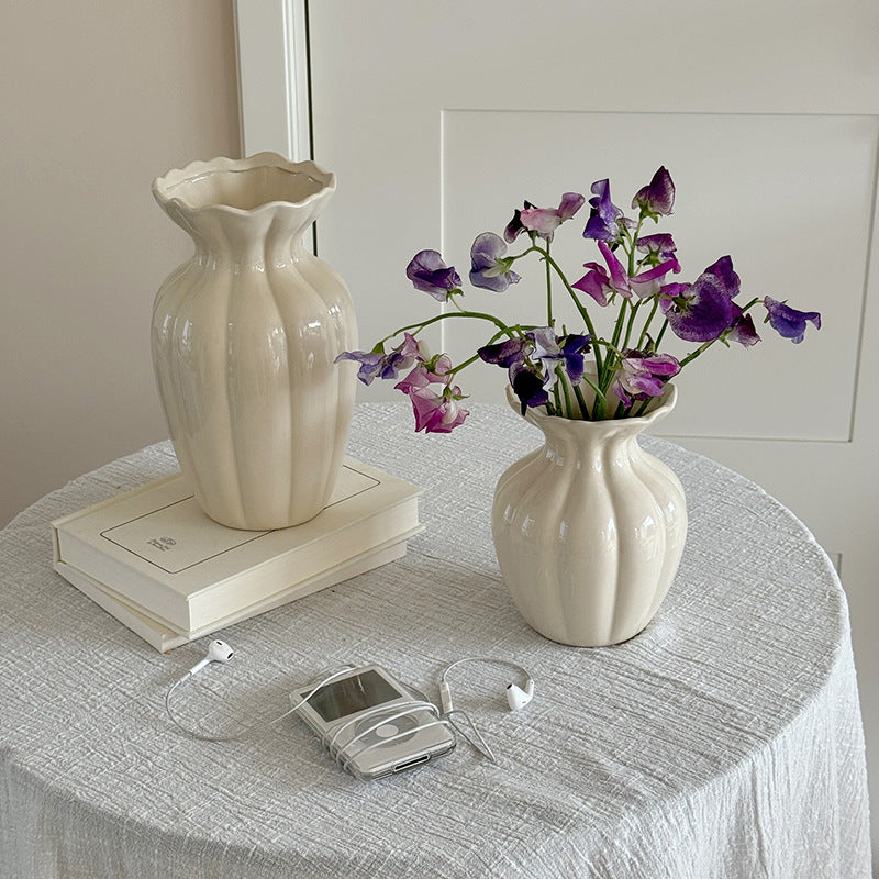 Fanmu Ceramic Flower Vase Embossed